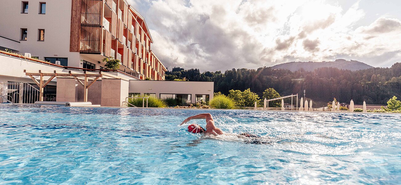 Schwimmen im 25 m Sportbecken