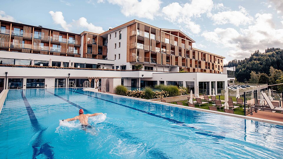 Schwimmen im Sportbecken