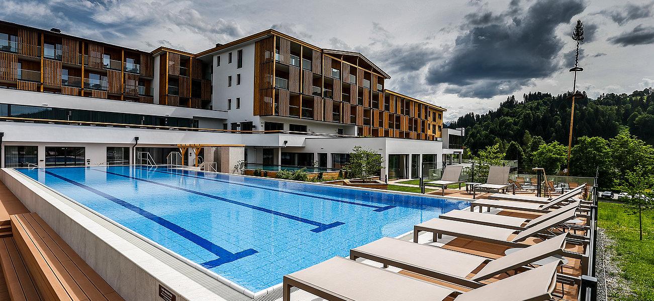 Das Hohe Salve Sportresort mit Pool